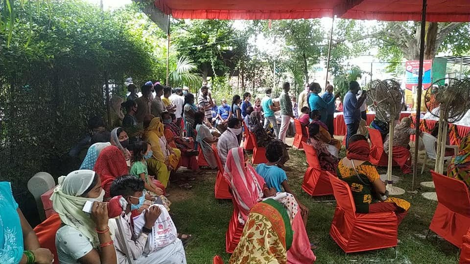 yashasvi pradhanmantri shri narendra modi ji dwara bataye gaye ayurvedik kadha or mask vitran