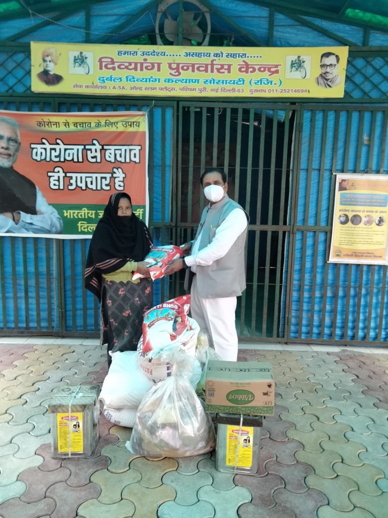 durbal divyang kalyan society ke adhyaksh shri kailash sankla ji dwara