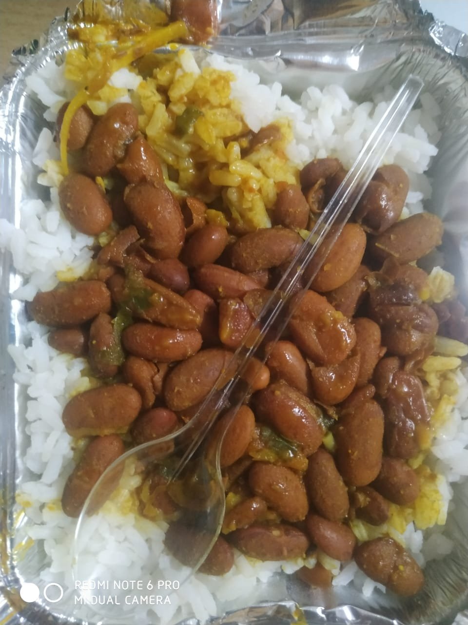 yashasvi pradhanmantri shri narendra modi ji dwara bataye gaye ayurvedik kadha or mask vitran